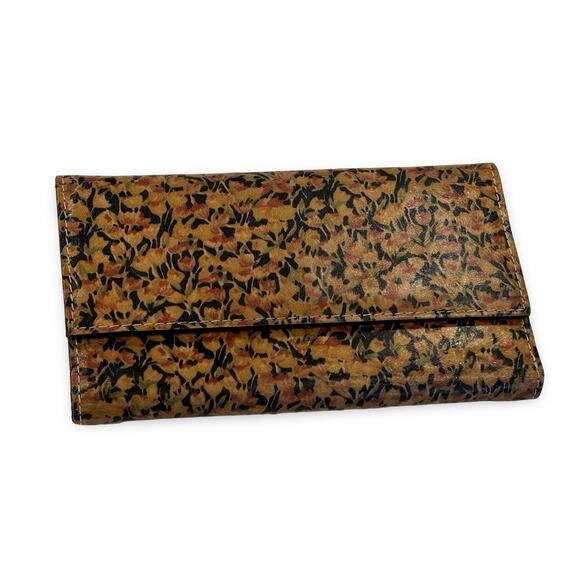 Patricia Nash Terresa Floral Print Trifold Wallet Tan Brown Leather Boho - Picture 1 of 9